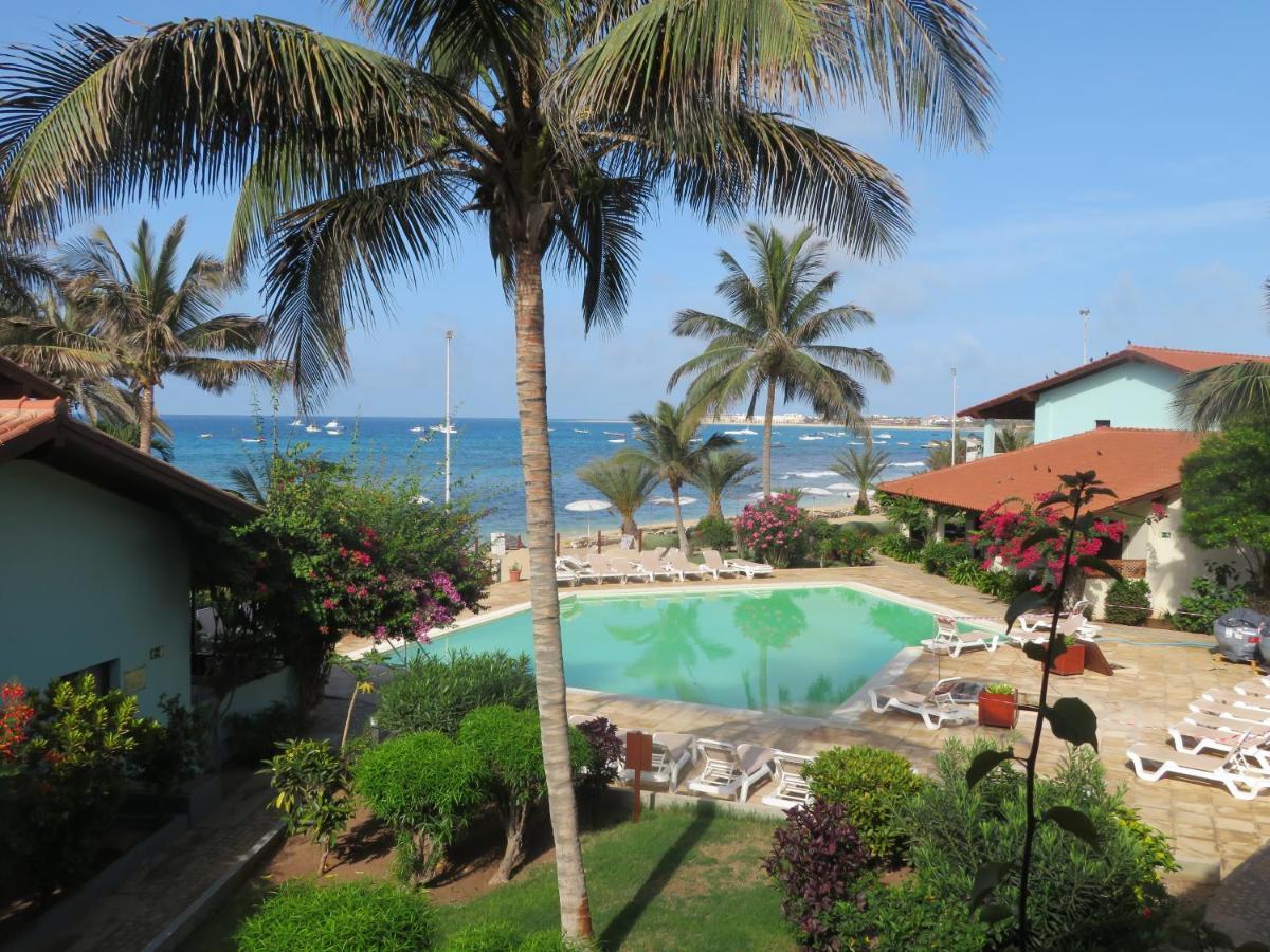 Porto Antigo 2: Beachfront Adults-Only Studio with Pool Apartment Santa Maria Exterior photo